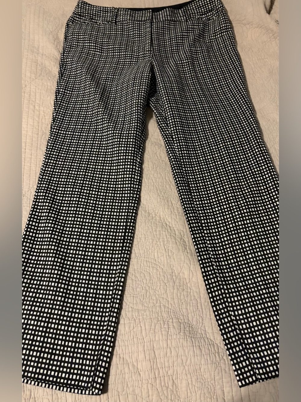 new directions Black and White Windowpane Print Pants. Size 14. Like new.